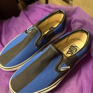 Vans Men's Blue and Black Slip-On Shoes RARE Hard to Find Women’s 5.5, Men’s 4